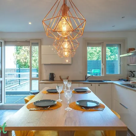 4 Personnes - Terrasse + Parking Prive