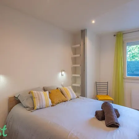 Apartment 4 Personnes - Terrasse + Parking Prive Dijon