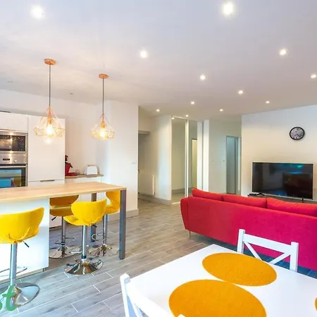 4 Personnes - Terrasse + Parking Prive *