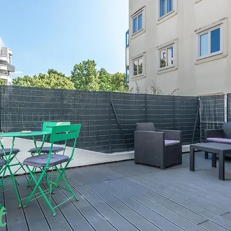 Apartment 4 Personnes - Terrasse + Parking Prive Dijon
